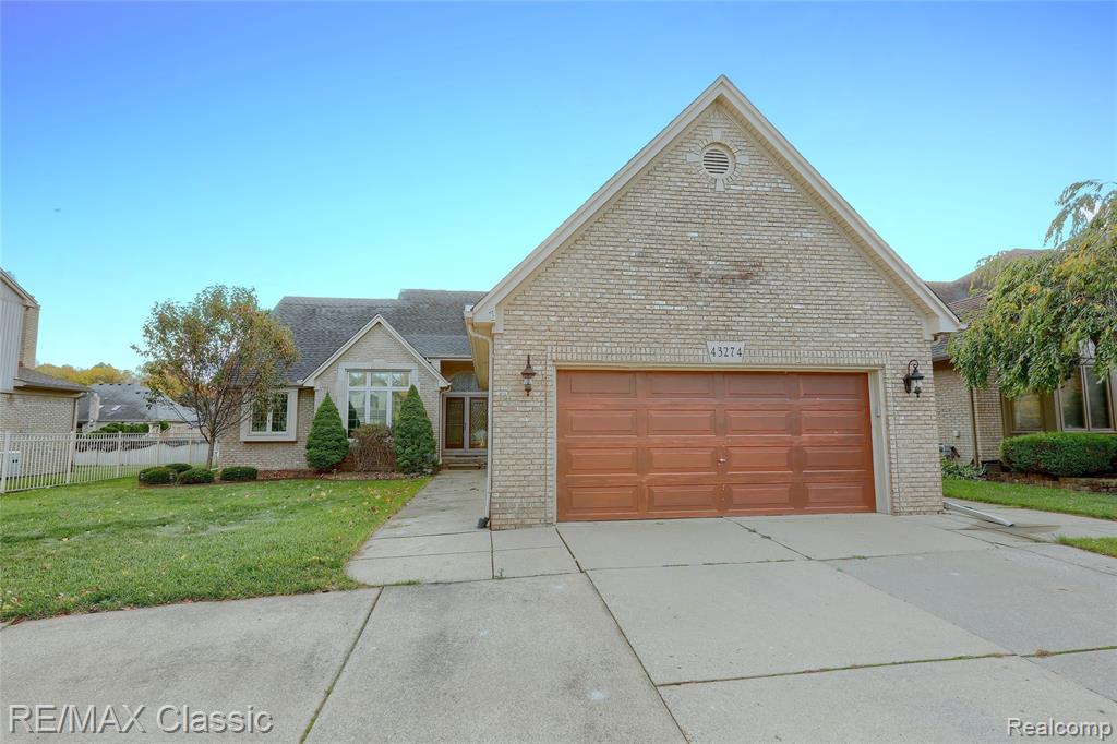 43274 Hillsboro Drive, Clinton Twp, MI 48038 — front exterior
