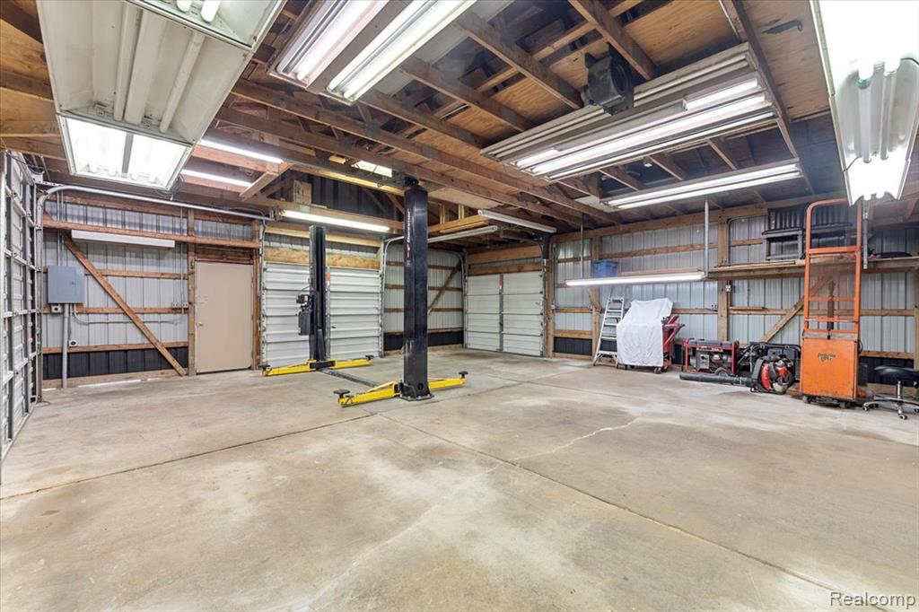 8848 Caroline Street, Taylor, MI 48180 — Photo 39