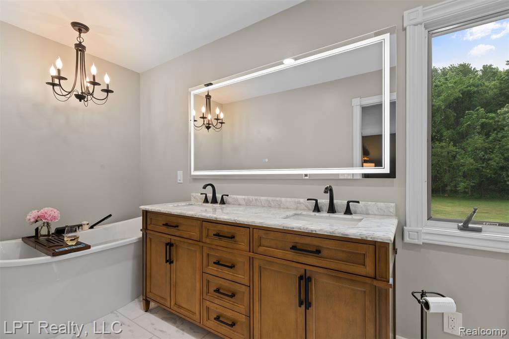 2588 E Jones Road, Howell, MI 48855 — Photo 11
