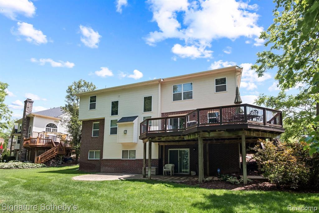 799 Glen Meadows Drive, South Lyon, MI 48178 — Photo 30