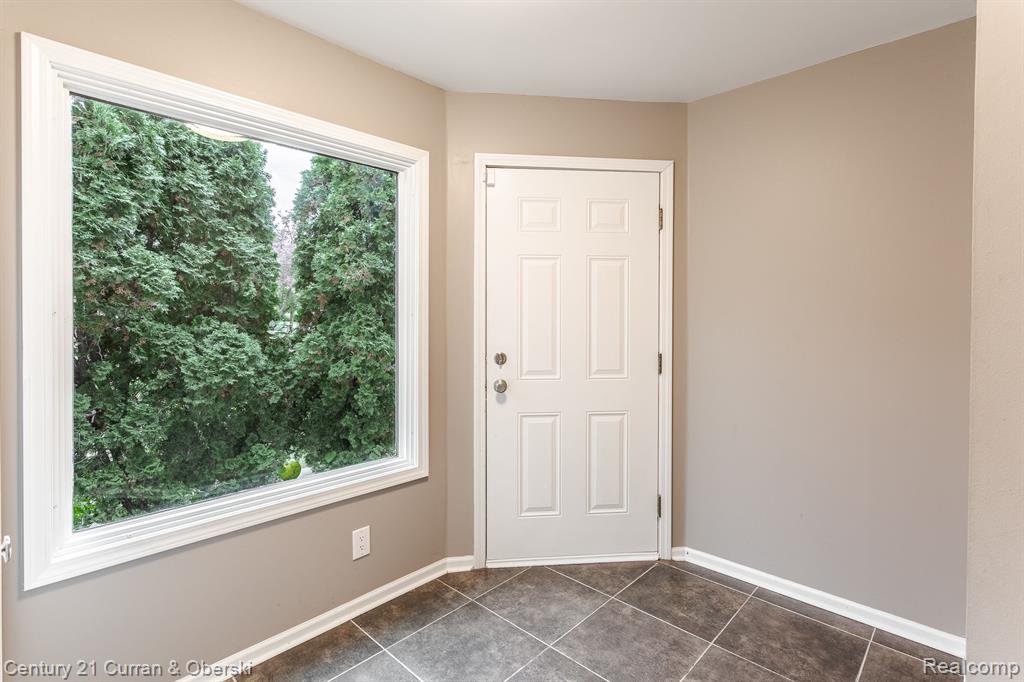 683 DEER Street, Plymouth, MI 48170 — Photo 25