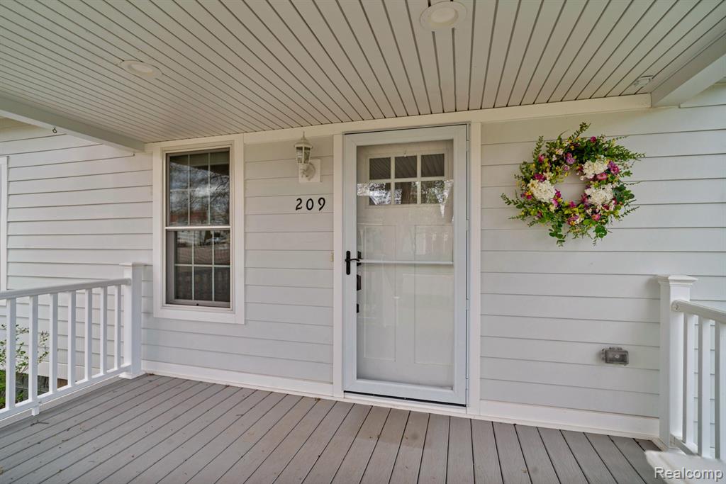 209 S Bristol Street, Almont, MI 48003 — Photo 45