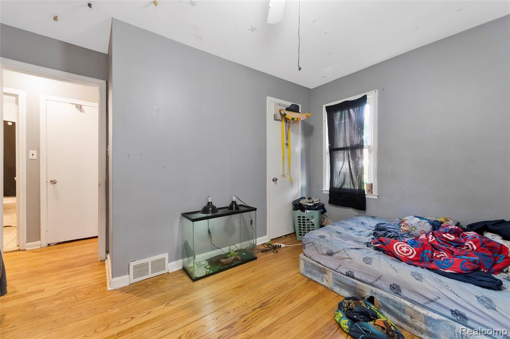 5279 Cadieux Road, Detroit, MI 48224 — Photo 13
