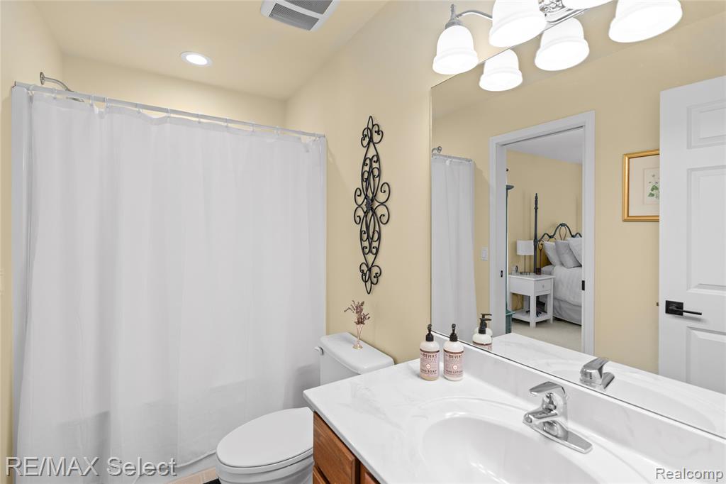 8211 Burleigh Road, Grand Blanc, MI 48439 — Photo 46