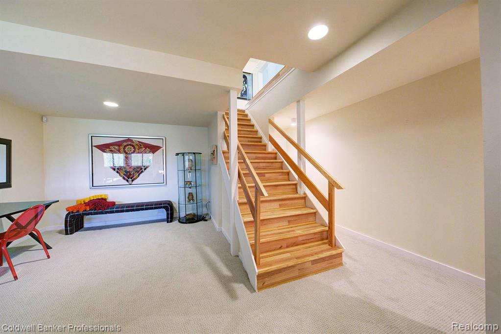 1921 Pine Ridge Lane, Bloomfield Hills, MI 48302 — Photo 46