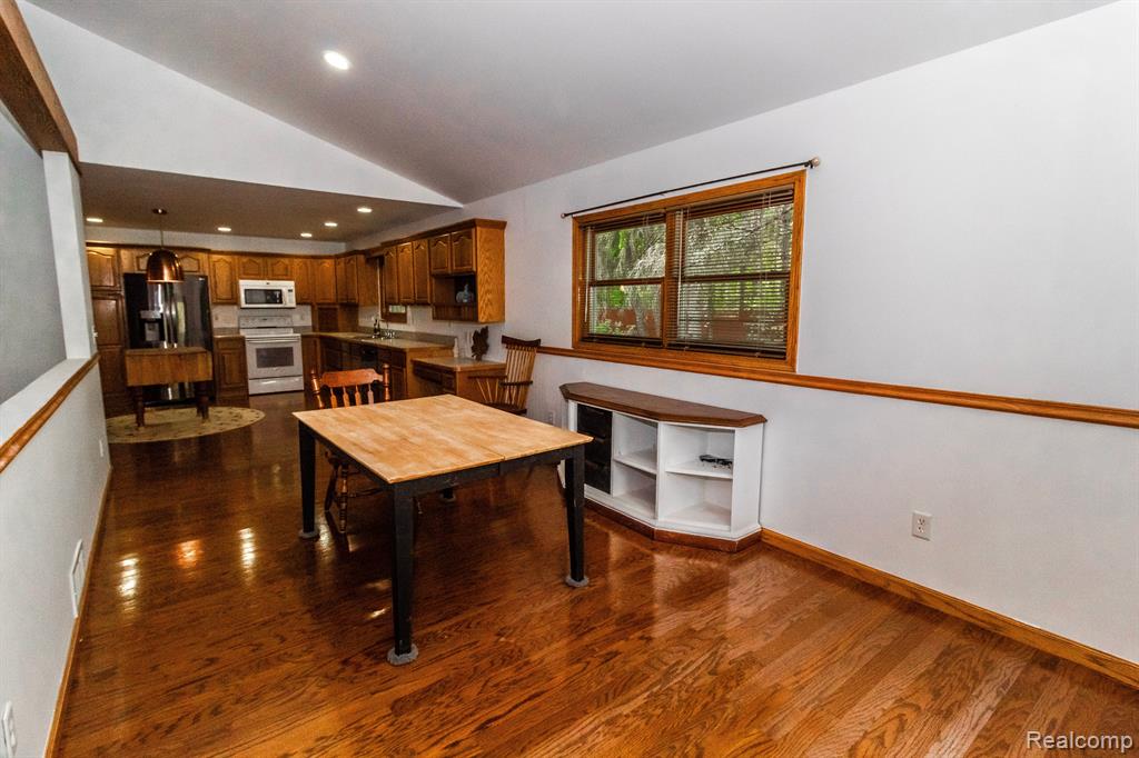 4707 MOUNT MORRIS Road, Columbiaville, MI 48421 — Photo 13