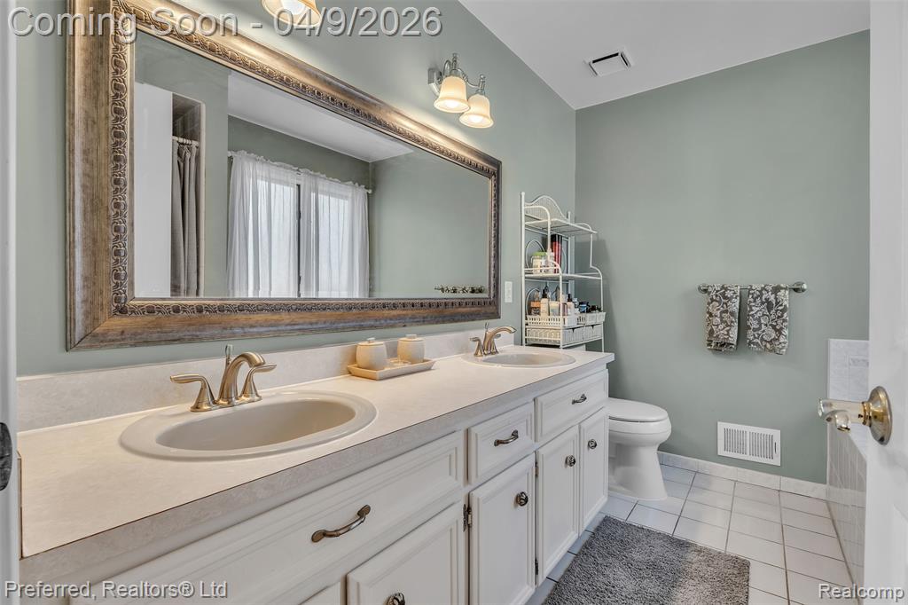 11673 Diamond Lane, Washington, MI — Photo 32