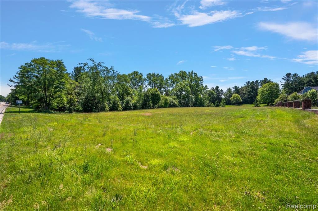 45547 W 9 Mile Road, Novi, MI — Photo 22