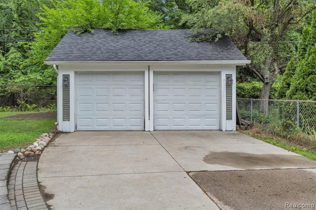715 Gardenia Avenue, Royal Oak, MI 48067 — Photo 49