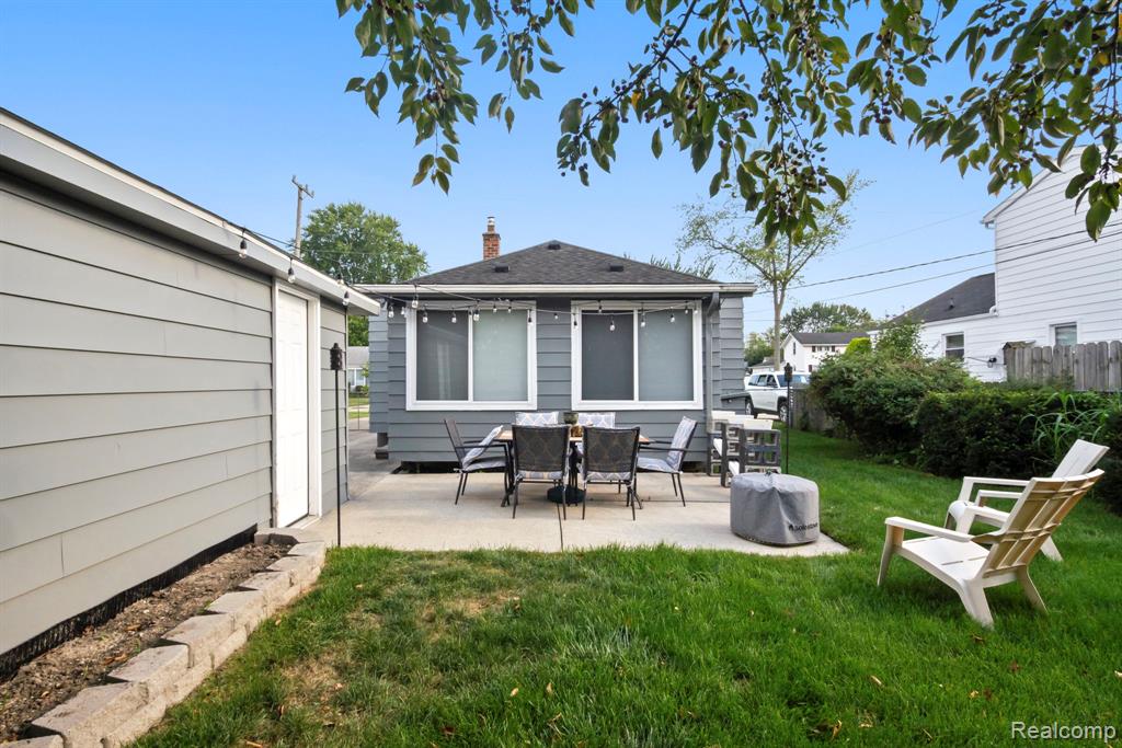 80 Tecumseh Street, Clawson, MI — Photo 22