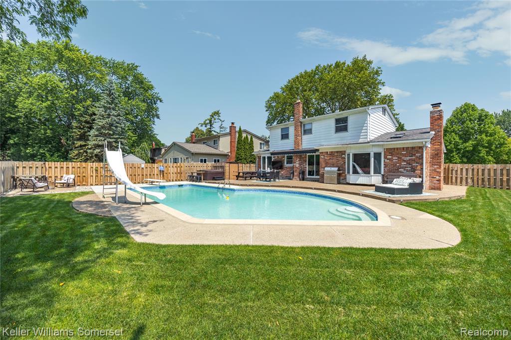 5795 LIMESTONE Drive, Troy, MI 48085 — Photo 44