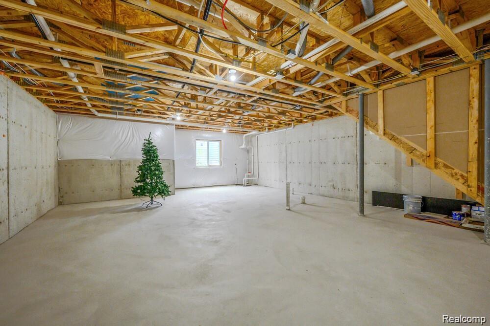 1674 Addison Circle, Walled Lake, MI 48390 — Photo 32