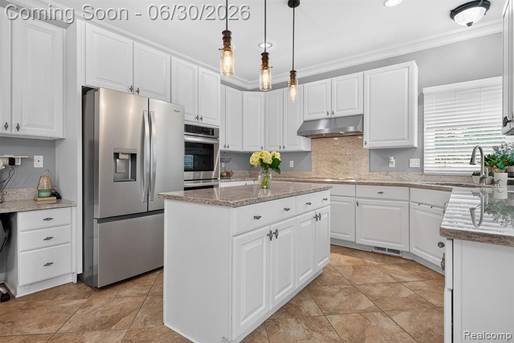 47100 Tania Court, Plymouth, MI 48170 — Photo 11