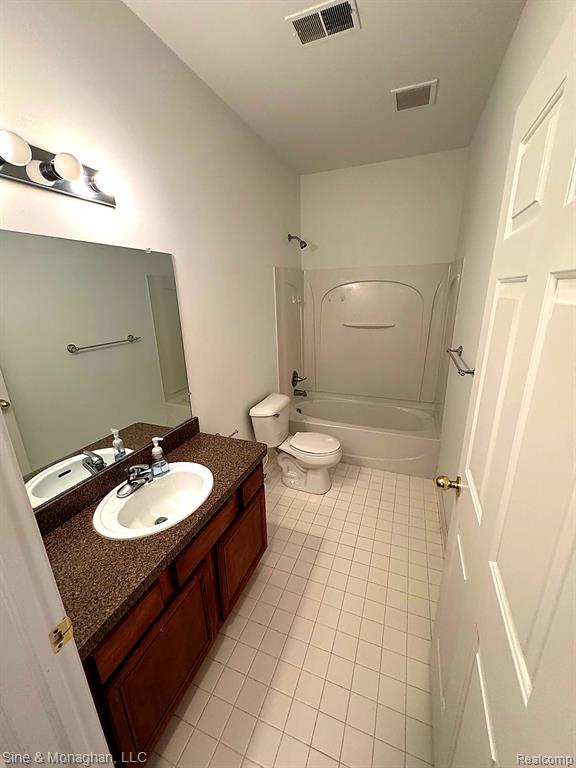 43540 Pendleton Circle, Sterling Heights, MI 48313 — Photo 12
