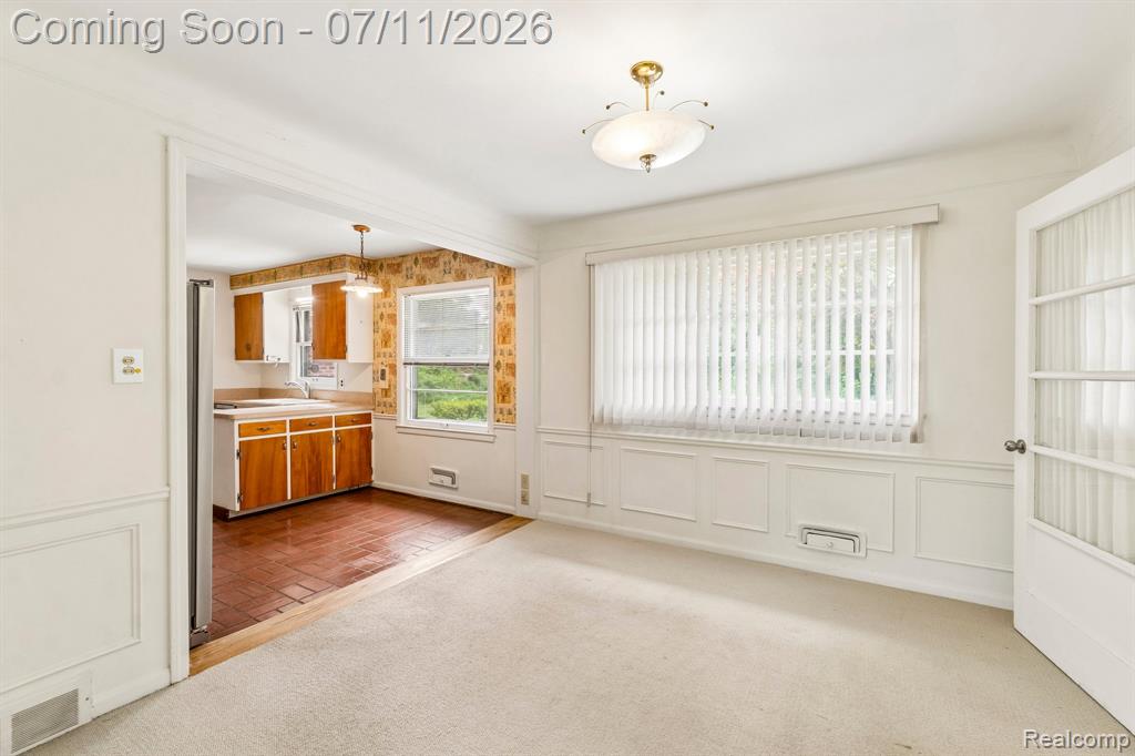 6105 Gilbert Lake Road, Bloomfield Hills, MI 48301 — Photo 7