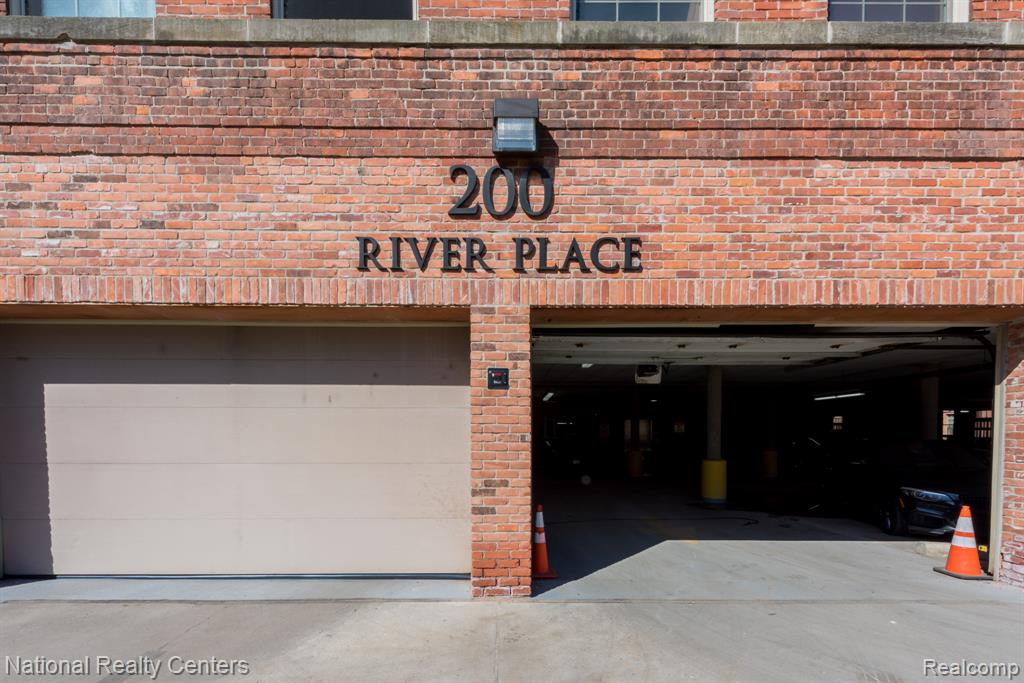 200 River Place Drive, 23, Detroit, MI 48207 — Photo 30