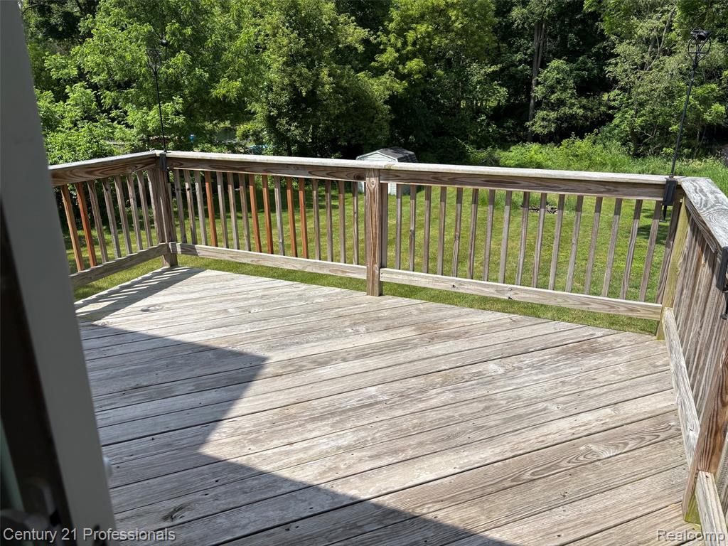 2875 Marlington Road, Waterford, MI — Photo 19