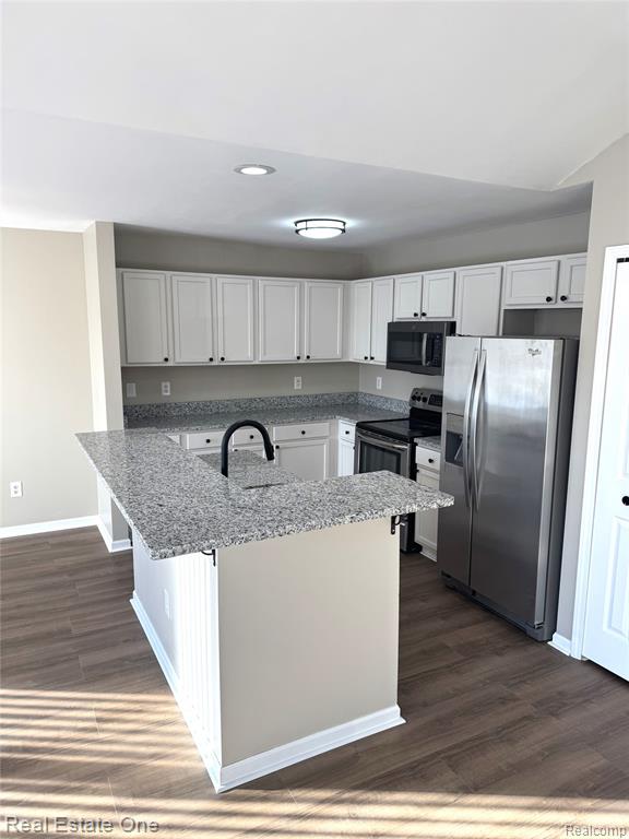 45679 Heather Ridge Drive, Macomb, MI 48044 — Photo 10