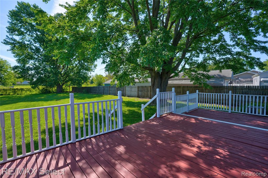 4075 Bristolwood Drive, Flint, MI 48507 — Photo 23