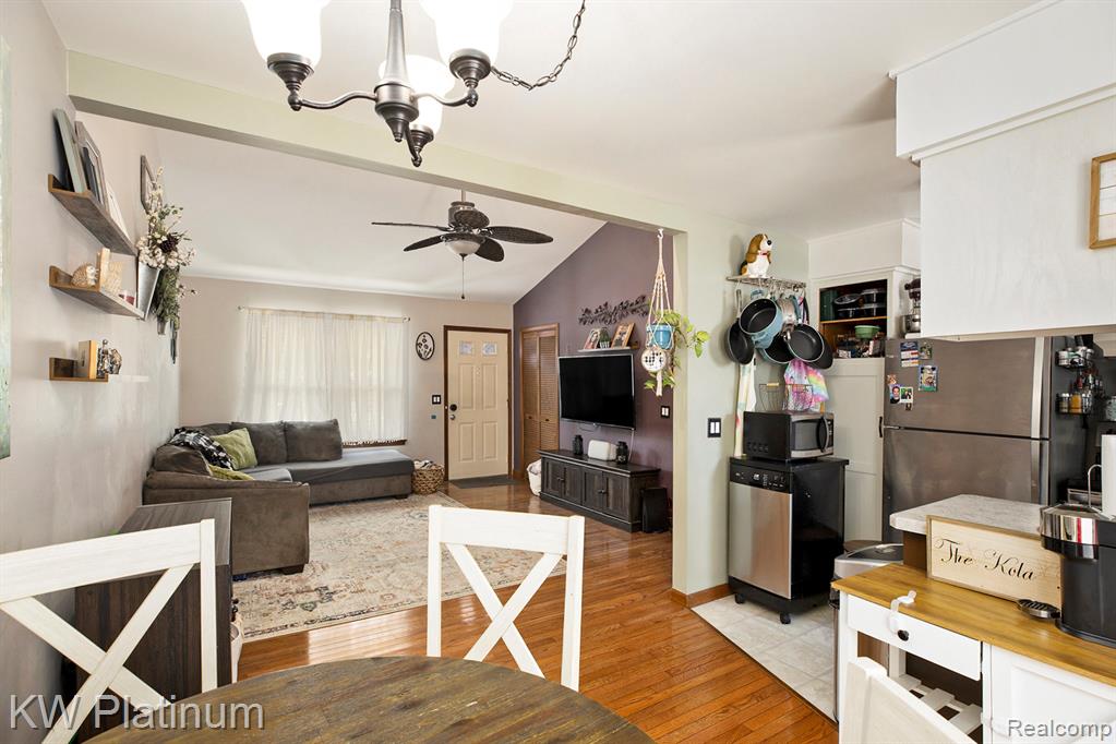 8125 Ogden Drive, Sterling Heights, MI 48314 — Photo 8