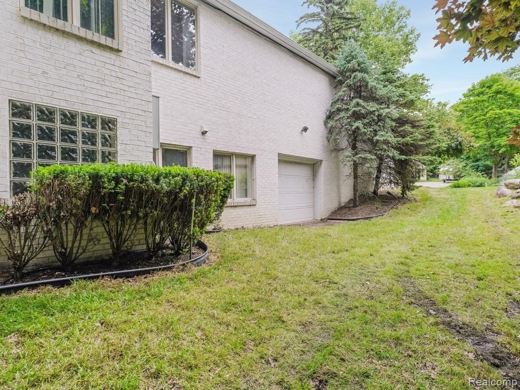 43564 Scenic Lane, Northville, MI 48167 — Photo 61