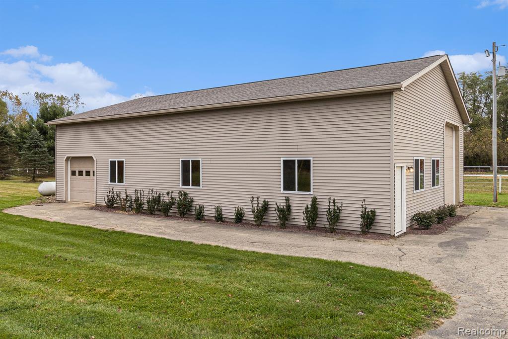 3598 Gannon Road, Howell, MI 48855 — Photo 28