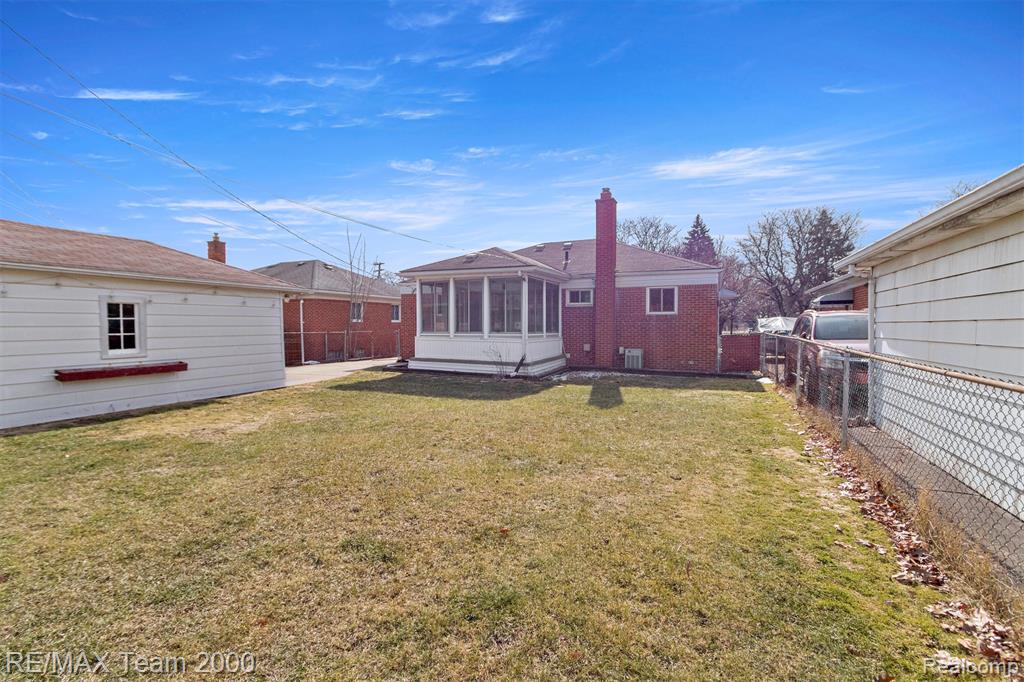 19431 STEPHENS, Eastpointe, MI 48021 — Photo 41
