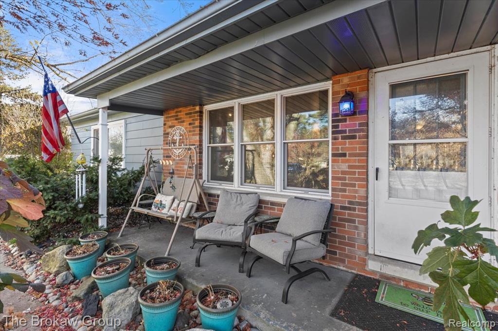 10490 Green Road, Goodrich Vlg, MI — Photo 8