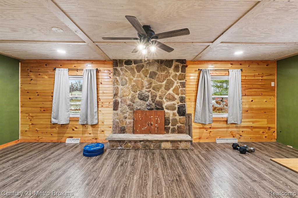 14335 N Genesee Road, Clio, MI 48420 — Photo 10