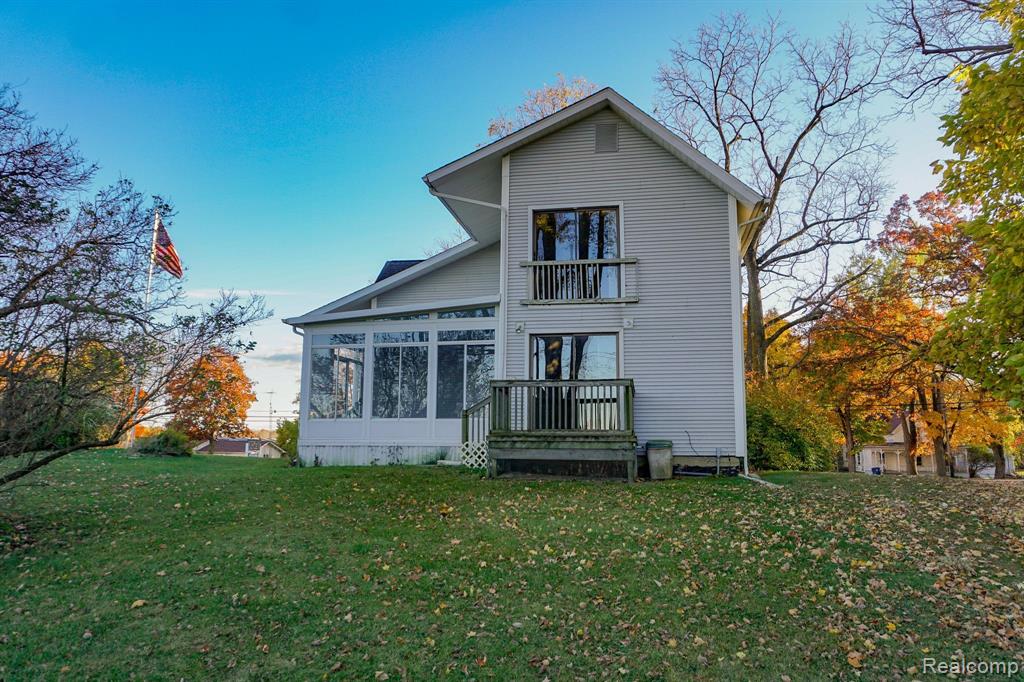 318 W MAPLE Street, Byron, MI 48418 — Photo 8