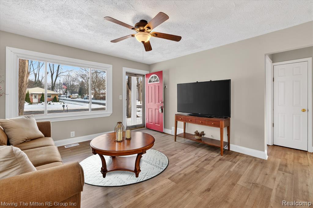 6015 WILMER Street, Westland, MI — Photo 5