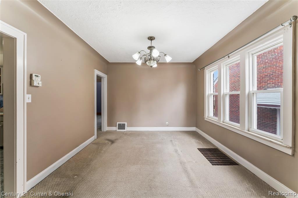 6625 Reuter Street, Dearborn, MI 48126 — Photo 13