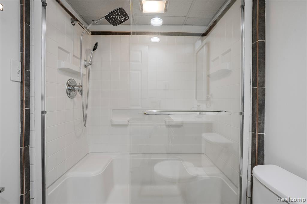 4971 Julius Boulevard, Westland, MI 48186 — Photo 32