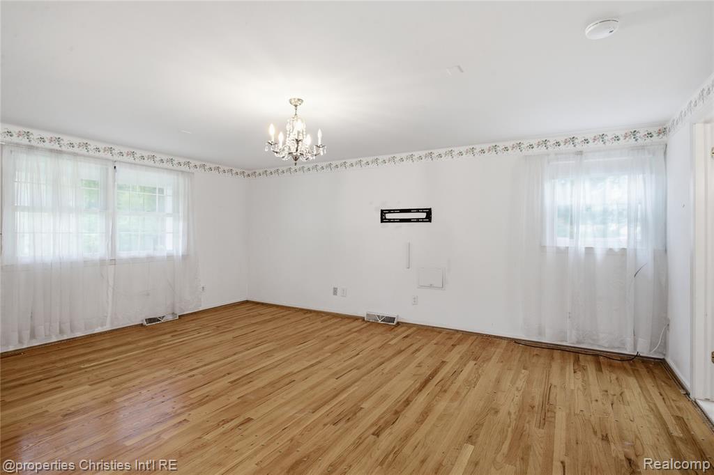 7110 Paterese Drive, Bloomfield Hills, MI 48301 — Photo 25