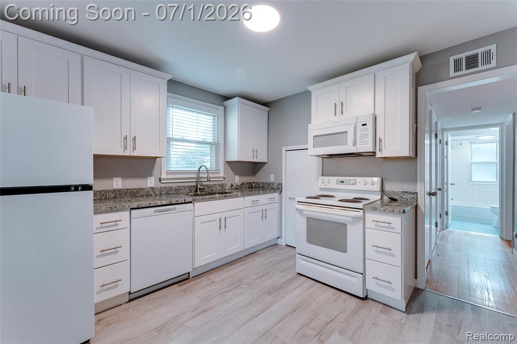 31979 Kathryn Street, Garden City, MI — Photo 24