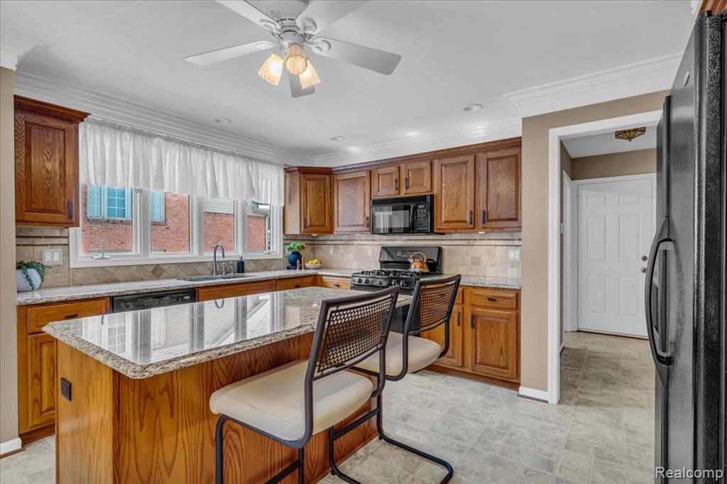 43855 Pinot Noir Drive, Sterling Heights, MI 48314 — Photo 10