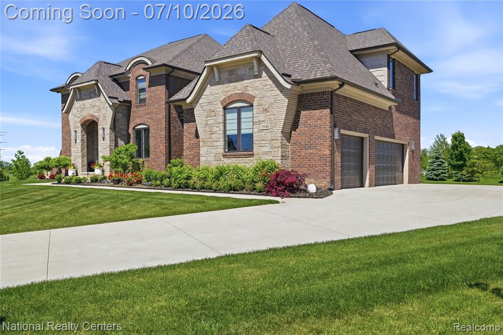 3142 Holburn Court, Oakland, MI — Photo 2