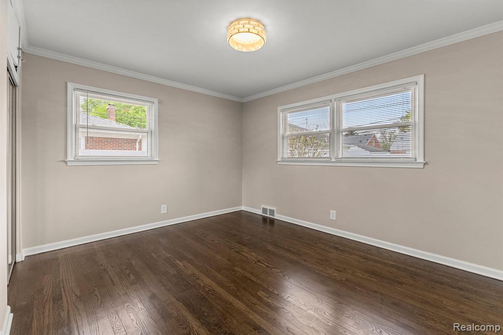 9280 REECK Road, Allen Park, MI 48101 — Photo 28