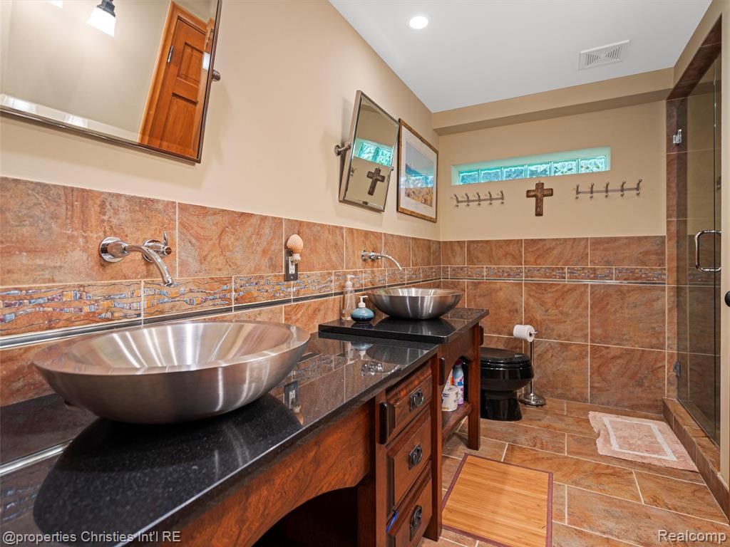 4383 Pine Tree Trail, Bloomfield Hills, MI 48302 — Photo 77