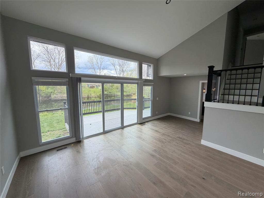 5140 Woodrun Court, West Bloomfield, MI 48323 — Photo 9