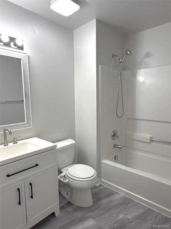 4213 Elizabeth Avenue, Canton, MI 48188 — Photo 9