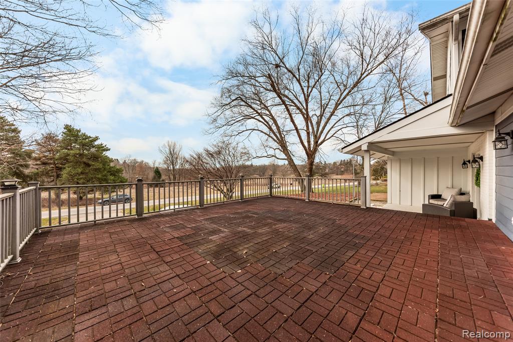 4710 Whitman Circle, Ann Arbor, MI 48103 — Photo 12