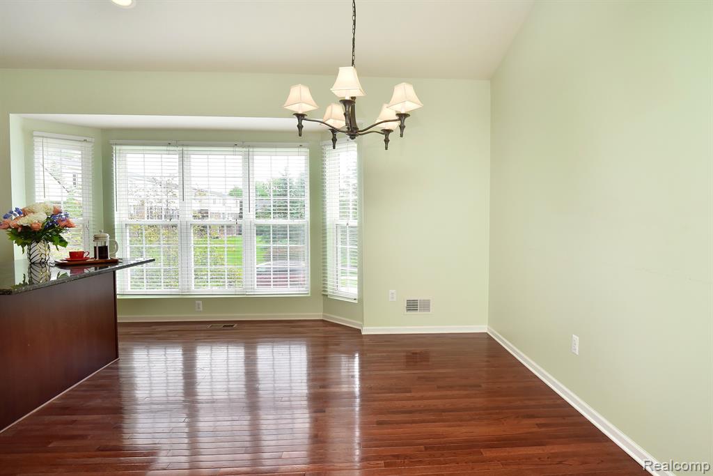 751 PAINT CREEK Drive, Troy, MI 48085 — Photo 12
