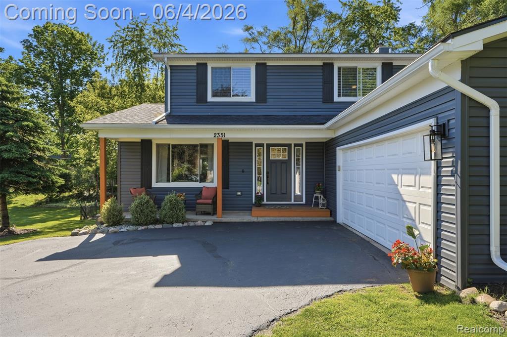 2351 Recreation Drive, West Bloomfield, MI 48324 — Photo 2
