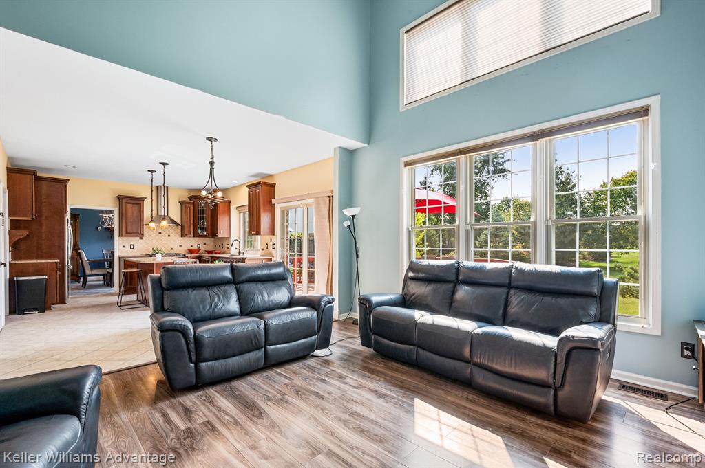 44708 FENWICK Drive, Canton, MI 48188 — Photo 11