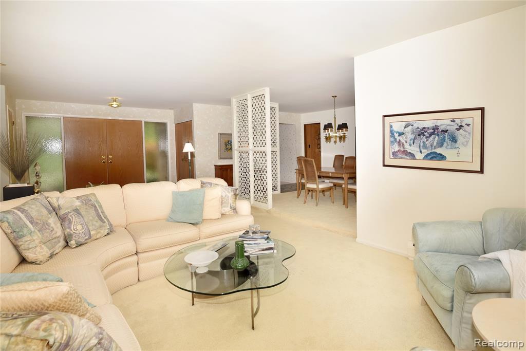 5550 Raven Road, Bloomfield Hills, MI 48301 — Photo 7
