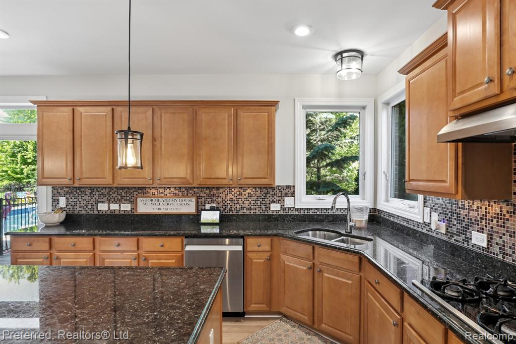 22751 St James Drive, Northville, MI 48167 — Photo 12