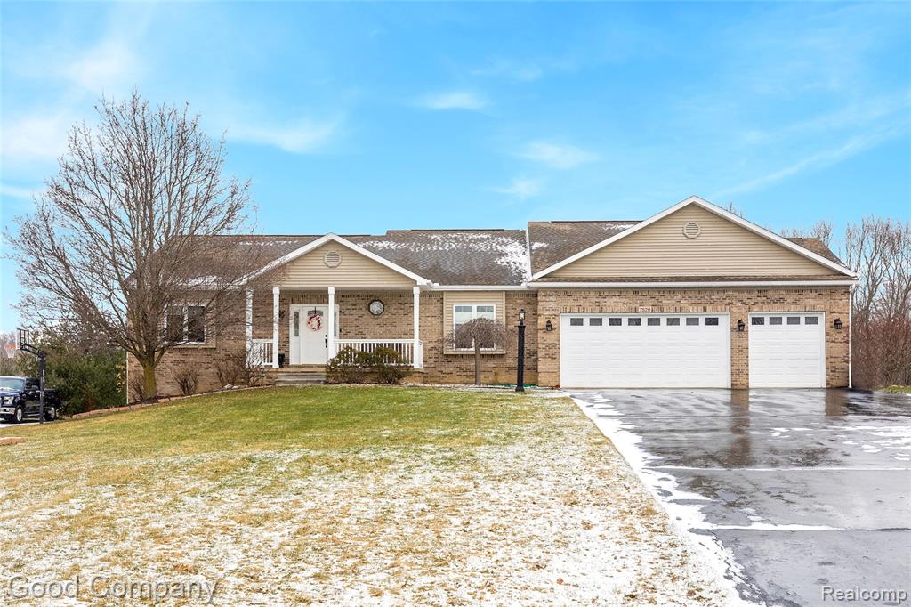 7526 Summer Breeze Trail, Howell, MI 48843 — Photo 2