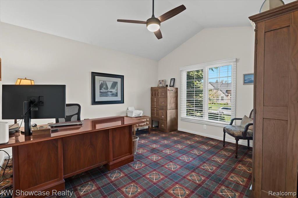 54771 GRENELEFE Circle E, South Lyon, MI 48178 — Photo 26