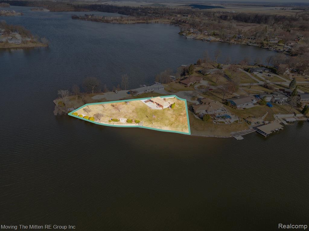 47853 N SHORE Drive, Van Buren, MI 48111 — Photo 50
